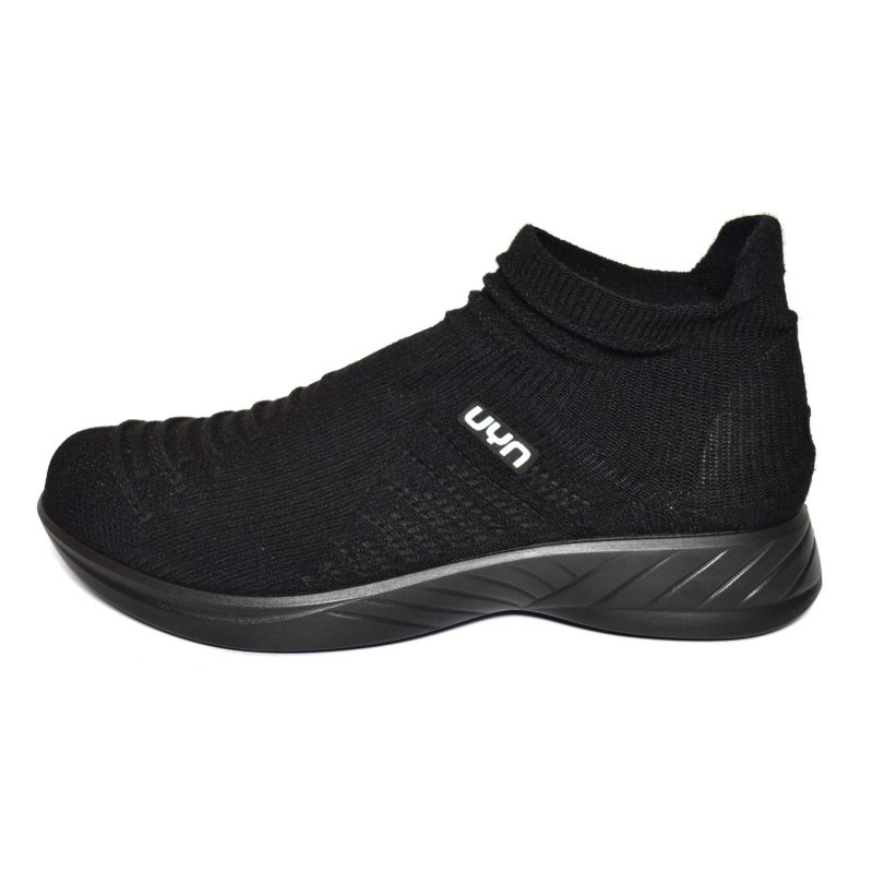 Da Hobby Sport Roma scarpa calzino donna UYN nera con suola nera
