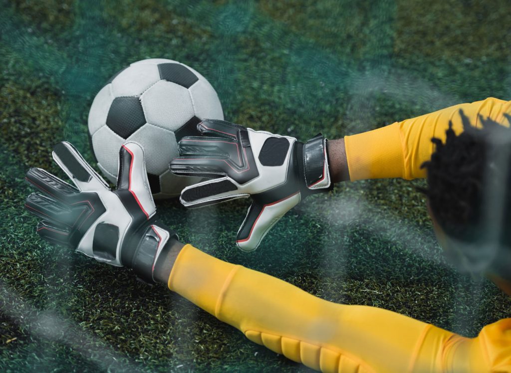Hobby Sport - Scarpini e kit calcio, futsal e calciotto